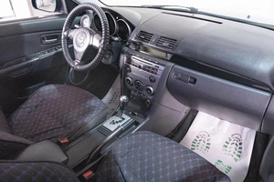 Седан Mazda 3 2006 года, 769000 рублей, Томск