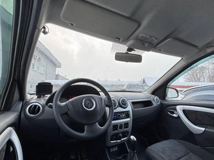 Седан Renault Logan 2011 года, 549000 рублей, Ижевск