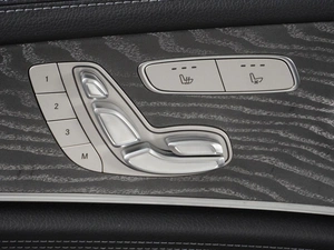 Седан Mercedes-benz E-класс 2022 года, 5945000 рублей, Красный Пахарь