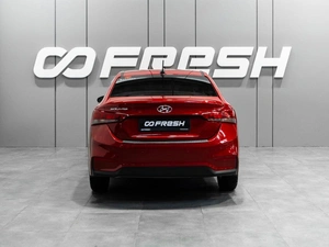 Седан Hyundai Solaris 2018 года, 1299000 рублей, Тюмень