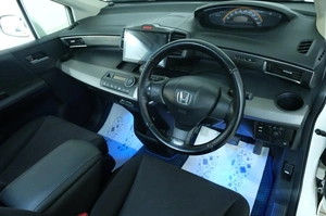 Минивэн Honda Freed 2010 года, 1159000 рублей, Омск