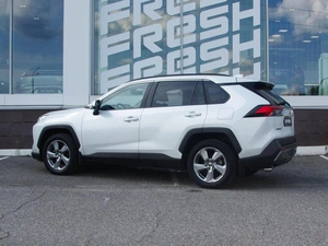 Внедорожник Toyota RAV4 2021 года, 3185000 рублей, Владимир