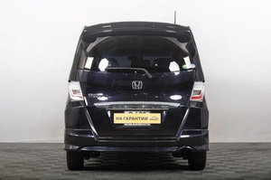 Минивэн Honda Freed 2012 года, 1209000 рублей, Томск