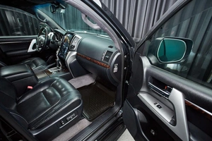 Внедорожник Toyota Land Cruiser 2012 года, 4300000 рублей, Красноярск