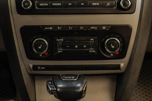 Лифтбек Skoda Octavia 2012 года, 919000 рублей, Челябинск