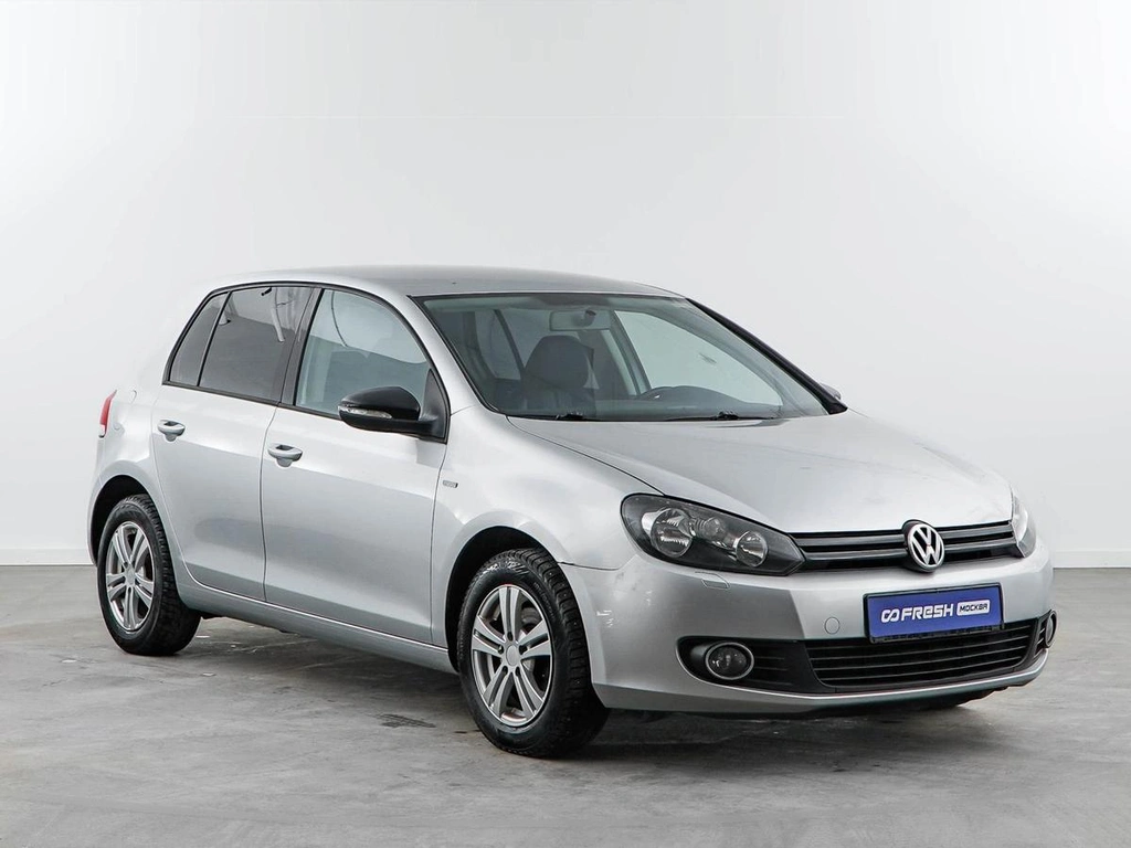 Хетчбэк Volkswagen Golf 2012 года, 998999 рублей, Москва