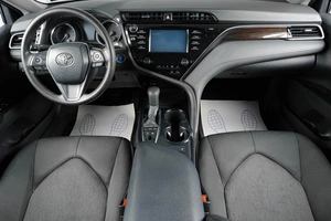 Седан Toyota Camry 2019 года, 3199000 рублей, Тюмень