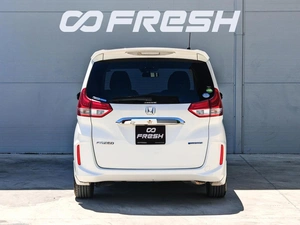 Минивэн Honda Freed+ 2019 года, 1930000 рублей, Краснодар