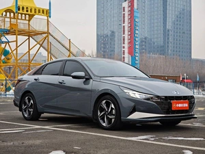 Седан Hyundai Elantra 2022 года, 1575000 рублей, Красноярск
