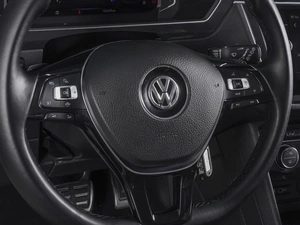 Внедорожник Volkswagen Tiguan 2019 года, 2350000 рублей, Ростов-на-Дону