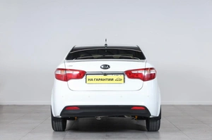 Седан Kia Rio 2014 года, 929000 рублей, Новосибирск