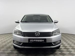 Седан Volkswagen Passat 2011 года, 889100 рублей, Казань