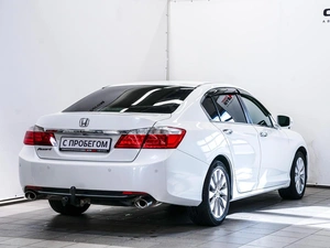 Седан Honda Accord 2013 года, 1470000 рублей, Красноярск