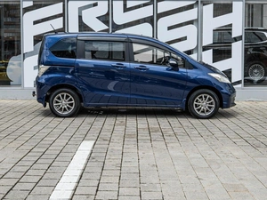 Минивэн Honda Freed 2012 года, 976000 рублей, Ставрополь
