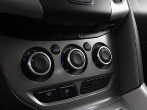 Седан Ford Focus 2012 года, 1070000 рублей, Омск