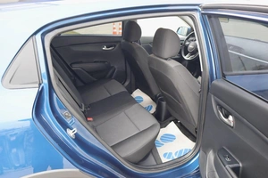 Хэтчбек Kia Rio 2021 года, 1830000 рублей, Мирное