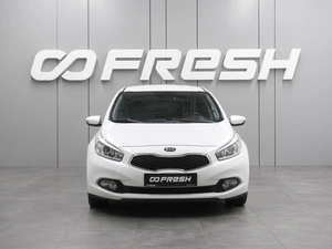 Хетчбэк Kia Ceed 2014 года, 859000 рублей, Воронеж
