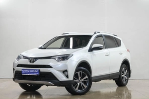 Внедорожник Toyota RAV4 2016 года, 2259000 рублей, Новокузнецк