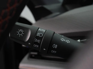 Лифтбек Changan UNI-V 2023 года, 2199000 рублей, Воронеж