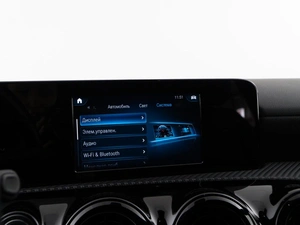 Хетчбэк Mercedes-benz A-класс 2019 года, 2457077 рублей, Москва