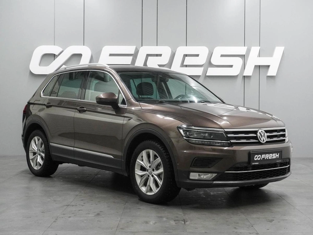 Внедорожник Volkswagen Tiguan 2017 года, 2574000 рублей, Воронеж
