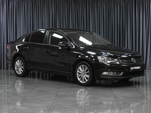 Седан Volkswagen Passat 2012 года, 979000 рублей, Тюмень