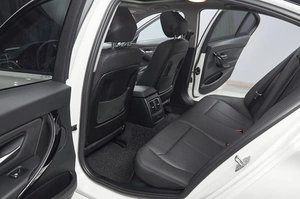 Седан BMW 3 серия 2017 года, 1980000 рублей, Красноярск