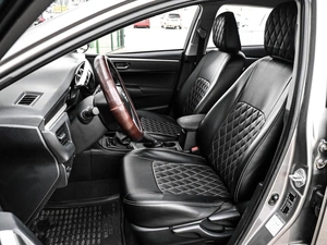 Седан Toyota Corolla 2013 года, 1079000 рублей, Кирилловка