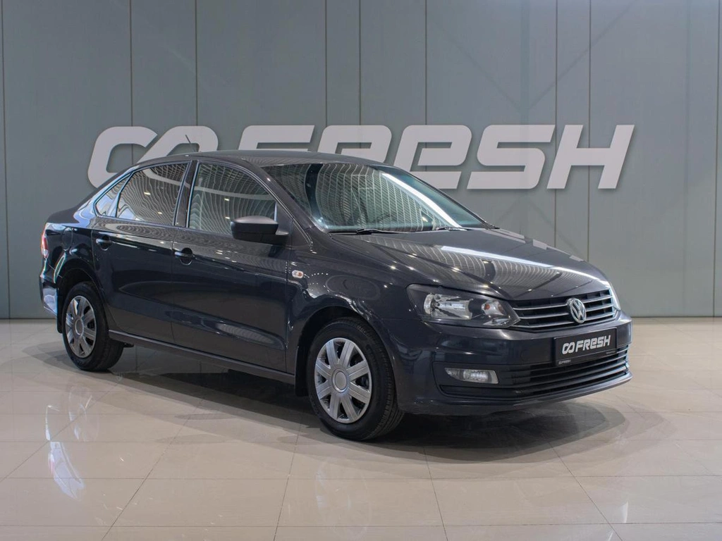 Седан Volkswagen Polo 2018 года, 829000 рублей, Петрозаводск