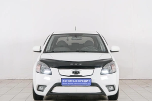 Хетчбэк Kia Rio 2011 года, 699000 рублей, Красноярск