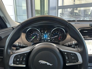 Седан Jaguar XE 2019 года, 2730000 рублей, Уфа