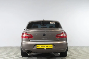 Лифтбек Skoda Superb 2011 года, 929000 рублей, Челябинск