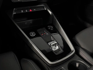 Седан Audi A3 2022 года, 2385200 рублей, Казань