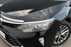 Седан Toyota Camry 2017 года, 1999000 рублей, Солонцы