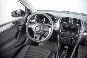 Хетчбэк Volkswagen Golf 2012 года, 579000 рублей, Пермь