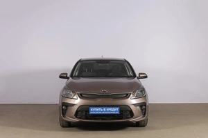 Седан Kia Rio 2018 года, 1589000 рублей, Новосибирск