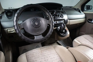 Минивэн Renault Scenic 2006 года, 429000 рублей, Сургут