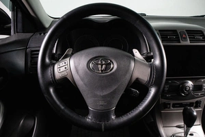 Седан Toyota Corolla 2008 года, 859000 рублей, Сургут