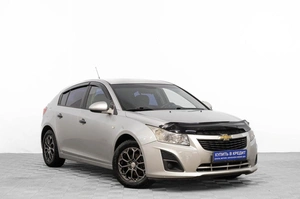 Хетчбэк Chevrolet Cruze 2012 года, 759000 рублей, Барнаул