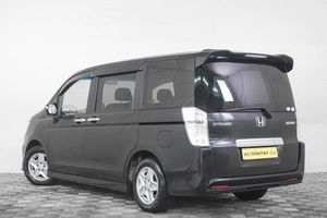 Минивэн Honda Stepwgn Spada 2011 года, 1309000 рублей, Кемерово