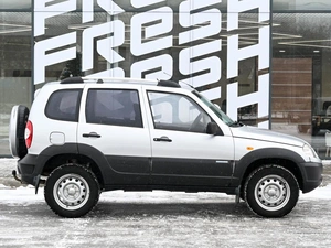 Внедорожник Chevrolet Niva 2010 года, 499000 рублей, Волгоград