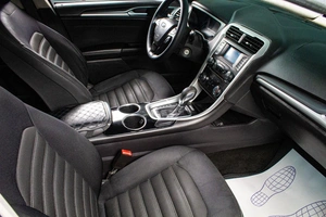 Седан Ford Fusion (North America) 2013 года, 1149000 рублей, Сургут
