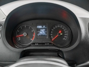 Седан Volkswagen Polo 2016 года, 1050000 рублей, Красноярск