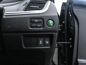 Хетчбэк Honda Jade 2015 года, 1349000 рублей, Красноярск