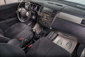 Седан Nissan Tiida 2013 года, 959000 рублей, Томск