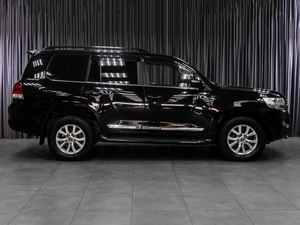 Внедорожник Toyota Land Cruiser 2016 года, 5099000 рублей, Тюмень