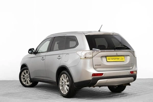 Внедорожник Mitsubishi Outlander 2014 года, 1799000 рублей, Барнаул