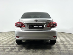 Седан Toyota Corolla 2013 года, 879900 рублей, Казань