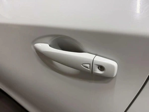 Хетчбэк Nissan Tiida 2015 года, 977000 рублей, Красноярск
