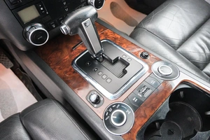 Внедорожник Volkswagen Touareg 2008 года, 1449000 рублей, Красноярск